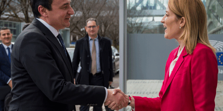 Metsola pret Kurtin në takim: BE-ja nuk do të jetë kurrë e plotë pa Ballkanin Perëndimor