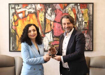 Rama dhe Osmani diskutuan për rëndësinë e përfshirjes së grave në pozita drejtuese