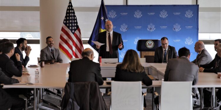 Delegacioni amerikan në Kosovë, qëllim nisma për energjinë e ripërtërishme