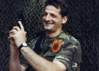 Vdes ish-luftëtari Agron Haradinaj, vëllau i Nasim Haradinajt