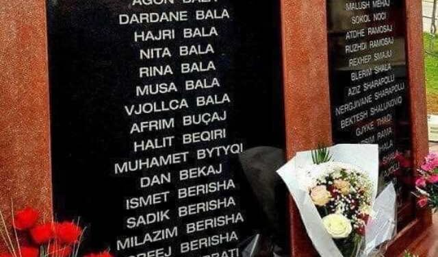Kurti vizitë në Pejë, përkujton masakrën në lagjen “Dardania”