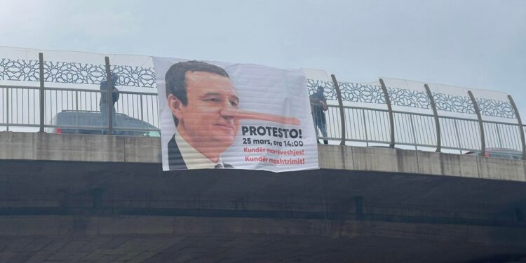 PSD vendos foto të Kurtit si “pinokio”, bën thirrje për protestë kundër Asociacionit