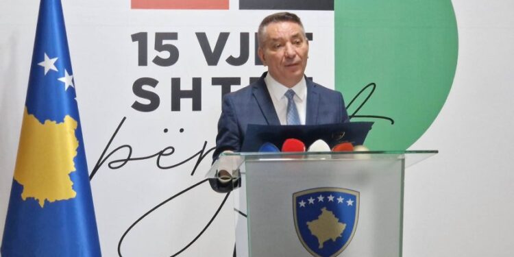 ​AAK kundër rritjes së çmimit të energjisë elektrike, paralajmërojnë protesta