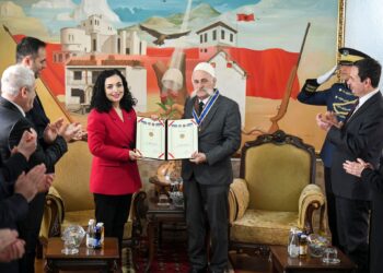 Osmani i ndan Rifat Jasharit “Urdhrin e Lirisë”