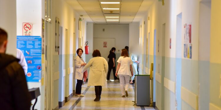 Zvogëlohet lista e pritjes për operacione në Klinikën e Kirurgjisë Vaskulare