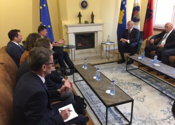 Haradinaj pret në takim Lajçakun