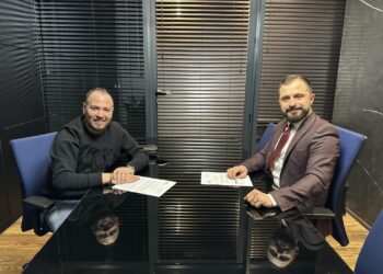 Tëvë1, me emision kushtuar mërgatës