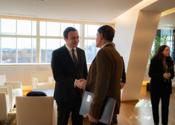 Kurti në takim me eurodeputetin Aguilar, temë diskutimi liberalizimi i vizave