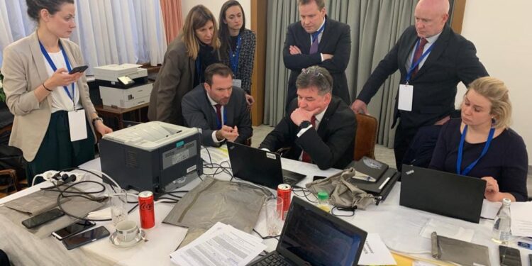 Lajçak shkruan për “Javën e dialogut që dha sukses”