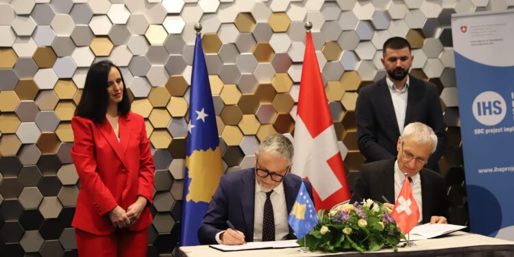 Zvicra mbështet shëndetësinë kosovare me 5.5 milionë franga