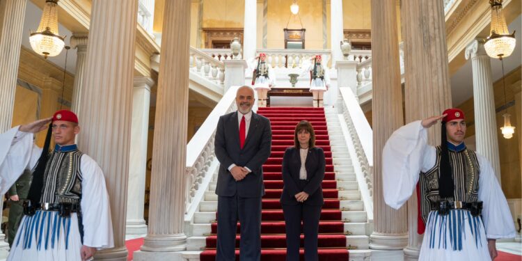 Rama takoi presidenten dhe kryetaren e Kuvendit të Greqisë