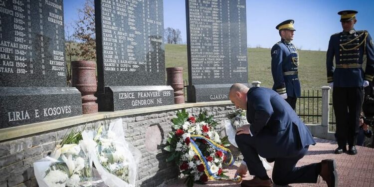 Haradinaj për masakrën e Izbicës: Një dëshmi e rrugës tonë drejt lirisë