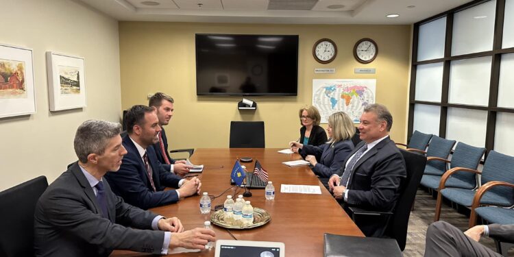 Konjufca e Escobar thonë se nuk do të ketë Asociacion që cenon sovranitetin e Kosovës