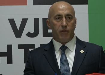 Haradinaj-Kurtit: Mos bëj eksperimente, zbatoje sa më shpejt marrëveshjen me Serbinë