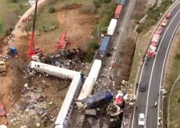 Greqia shpall tri ditë zie kombëtare