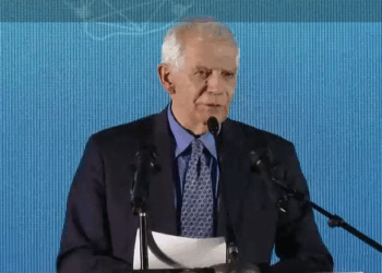 Borrell: Kosova është dakorduar që menjëherë t’i lansojë negociatat për nivelin e vetëmenaxhimit për serbët