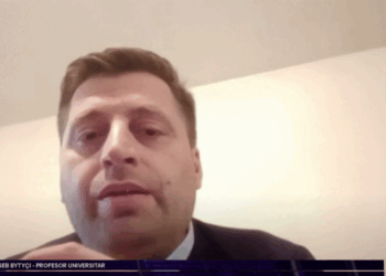 Bytyçi: Serbia është në një moment kur nuk do të tolerohet për qasjen zvarritëse