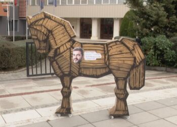 Aksioni simbolik i ORCA-s, reagon deputeti Gola