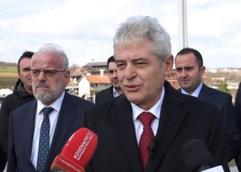 Ahmeti në Prekaz: Gjaku i Jasharajve, dritë për Kosovën