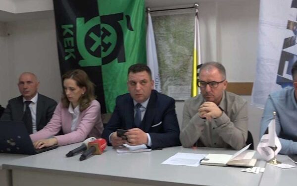 ​Punëtorët e KEK-ut protestojnë nesër, kërkojnë rritje page