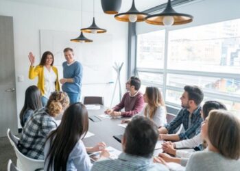 Si t’i uroni mirëseardhje një punonjësi të ri?