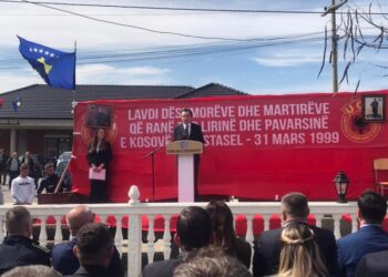 ​Kurti: 106 persona në Pastasellë u vranë vetëm pse ishin shqiptarë