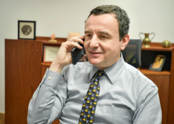 Kurti bisedë telefonike me Murphyn, flasin për marrëveshjen Kosovë – Serbi