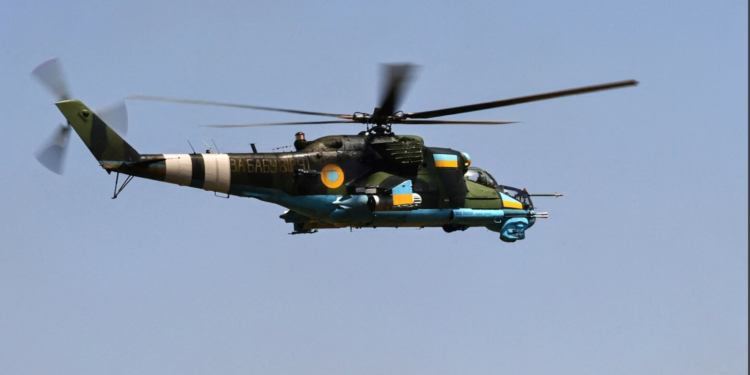 Maqedonia e Veriut i dhuron Ukrainës 12 helikopterë luftarakë
