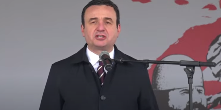 Kurti: Adem Jashari është i gjallë, veçanërisht tek ushtarët e FSK-së