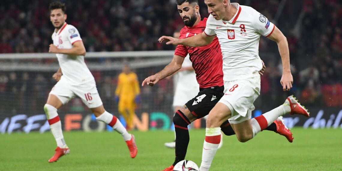 Poloni – Shqipëri, nën llupën e gjyqtarit që u akuzua për prostitucion