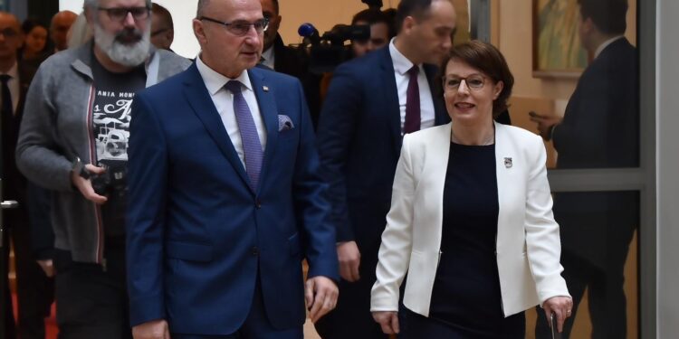 Kroacia mbështet Kosovën në rrugën evropiane