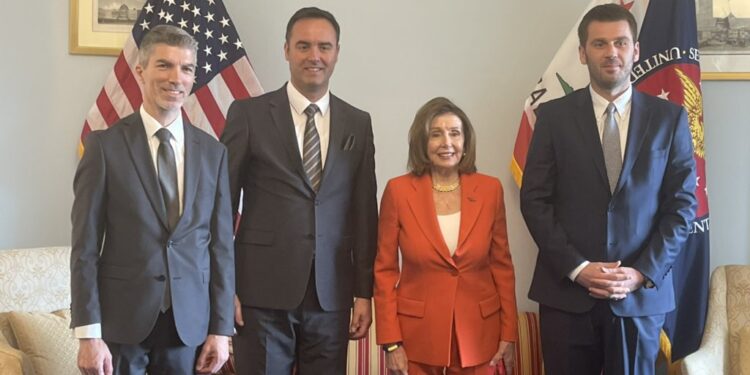 Konjufca takohet me ish-kryetaren e Dhomës së Përfaqësuesve të ShBA-së, Nancy Pelosin