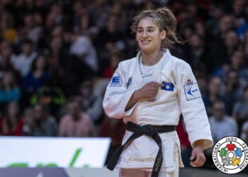 Nora Gjakova kthehet me medalje të argjendtë nga Gjeorgjia