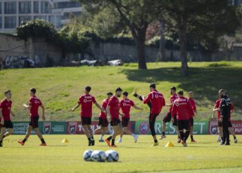 Kombëtarja vijon përgatitjet për sfidën me Poloninë