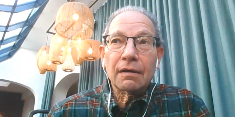 Kupchan: Po flitet për një formë autonomie për serbët në Kosovë