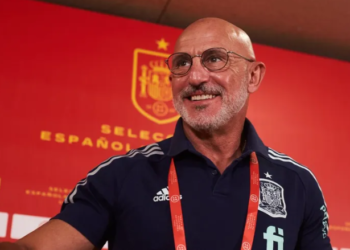 Përzgjedhësi i ri i Spanjës befason me listën, nuk fton 15 lojtarë që ishin në Katar