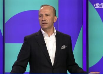 Pacolli: Gratë kanë nevojë për të drejta ligjore, jo për lule