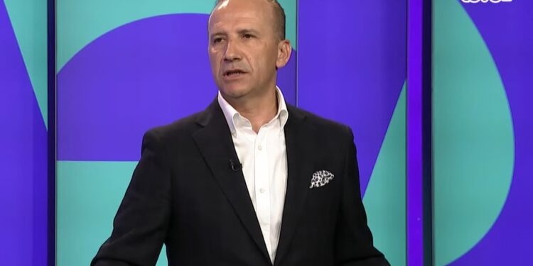 Pacolli: Gratë kanë nevojë për të drejta ligjore, jo për lule