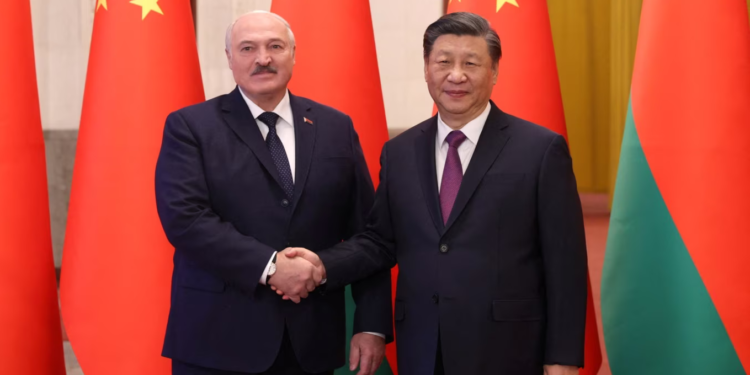 Kina dhe Bjellorusia bëjnë thirrje për armëpushim në Ukrainë