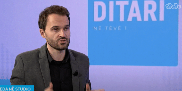 Krasniqi: Për dy vjet në pushtet Kurti u brengos vetëm për imazhin e vet