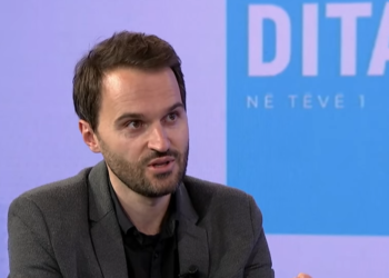 Krasniqi: Kurti pranoi Asociacionin, po bën lojë me opinionin publik