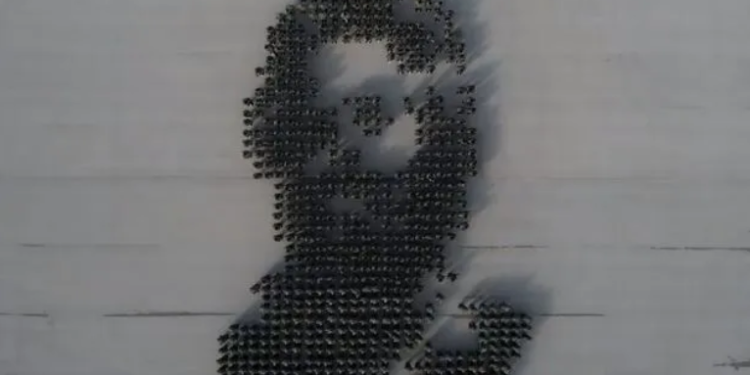 820 ushtarë të FSK-së realizojnë portretin e Adem Jasharit