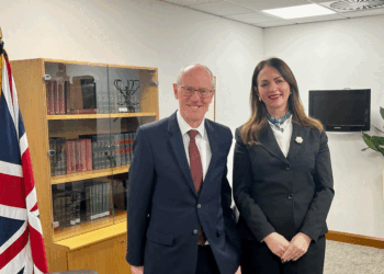 Nagavci takohet me Gibb, flasin për reformat në arsim