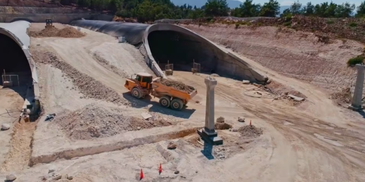 Bechtel Enka do të ndërtojë 110 km rrugë në Maqedoninë e Veriut