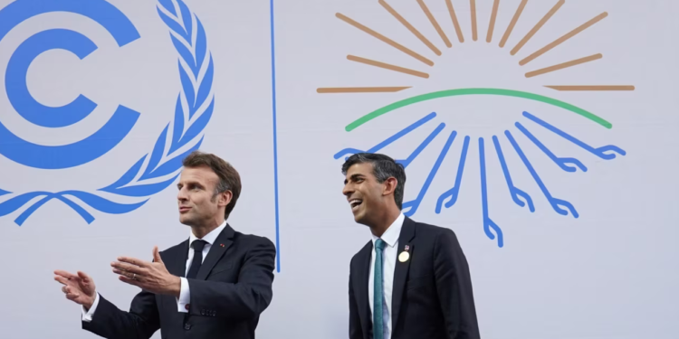 Macron dhe Sunak takohen në Paris për Samitin franko-britanik