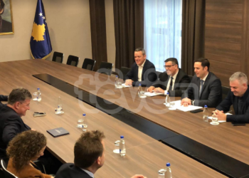 Nis takimi i Lajçakut me Abdixhikun