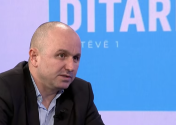 Uka: Vuçiqi do ta përdorë Asociacionin si pretekst për të mos nënshkruar më 18 mars