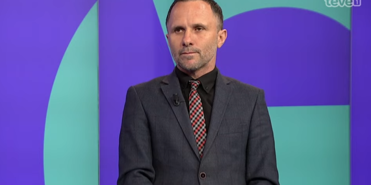 Avdia: Kurti është në avantazh në raport me Vuçiqin, theu tabutë e parimeve