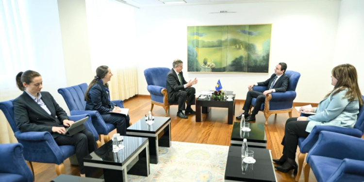 Kurti takon shefin e EULEX-it, diskutojnë për aktualitetin