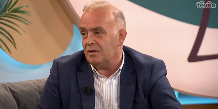 Alergologu Zogaj thotë se alergjia e polenit nuk shfaqet vetëm në stinën e pranverës